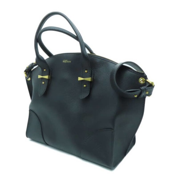 👜⭐️AUTHENTIC⭐️👜 Alexander McQueen 2 Way Shoulder bag Calfskin Leather Black - Picture 3 of 12